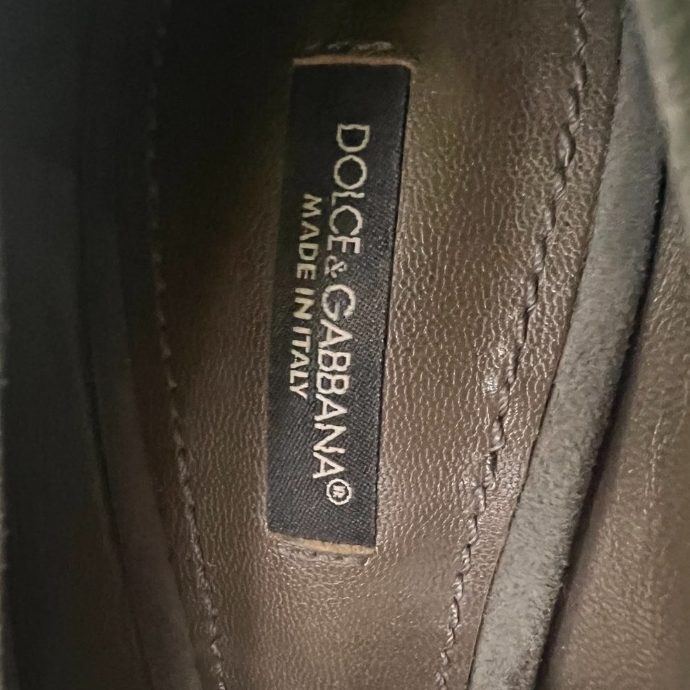 Dolce & Gabbana gray suede classic pumps size 37.5 - Picture 7 of 7